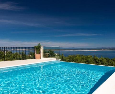 Exkluzív villa panorámás kilátással a tengerre Crikvenicában, a régió egyik legjobb luxusvillájában - pic 23