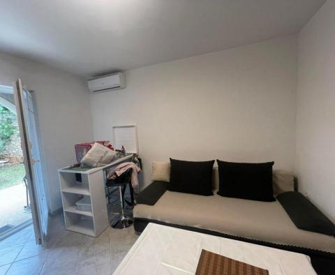 Apartmanház négy apartmannal és kilátással a tengerre Liznjanban! - pic 34
