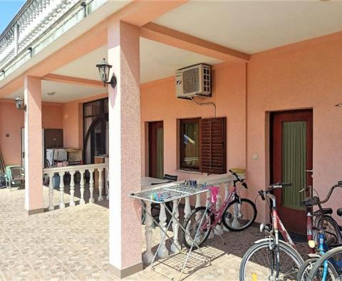 Attractive house with 6 apartments for sale in Meduliun just 200 meters from the sea! - pic 17