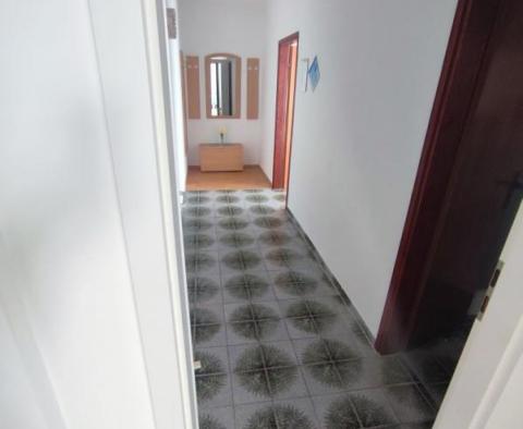 Apart-house with 4 apartments in a prime location in Medulin - pic 36