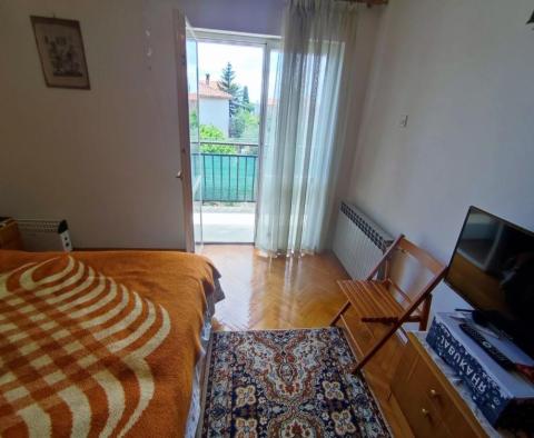 Három apartmanból álló ház Valbandonban, Fažana városában eladó mindössze 550 méterre a tengertől - pic 26
