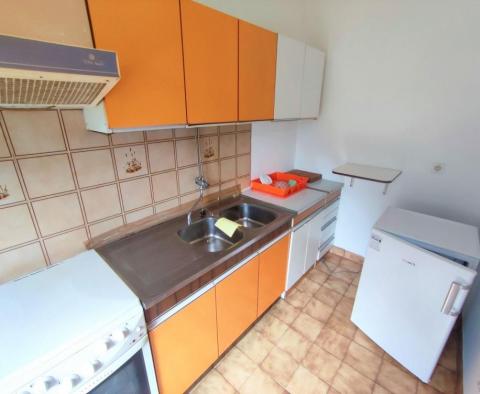 Három apartmanból álló ház Valbandonban, Fažana városában eladó mindössze 550 méterre a tengertől - pic 34