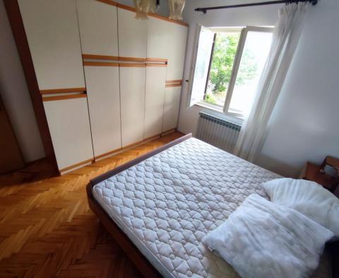 Maison de trois appartements à Valbandon, Fažana à vendre à seulement 550 mètres de la mer - pic 39