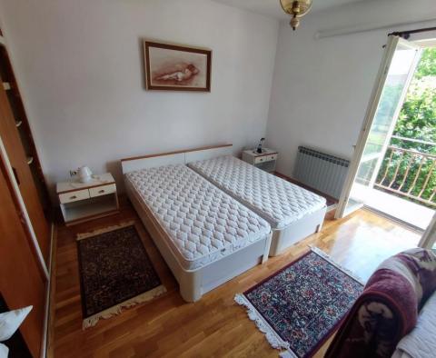 Három apartmanból álló ház Valbandonban, Fažana városában eladó mindössze 550 méterre a tengertől - pic 47