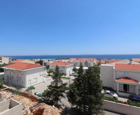 Duplex penthouse with roof terrace in Pag, Novalja - pic 21
