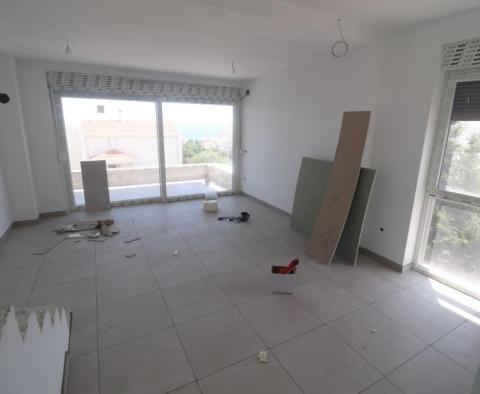 Two bedroom apartment with a swimming pool in an urban villa on Pag peninsula - pic 26