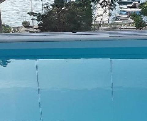 Appartement avec piscine et 6 appartements en première ligne de mer à Mali Losinj - pic 3