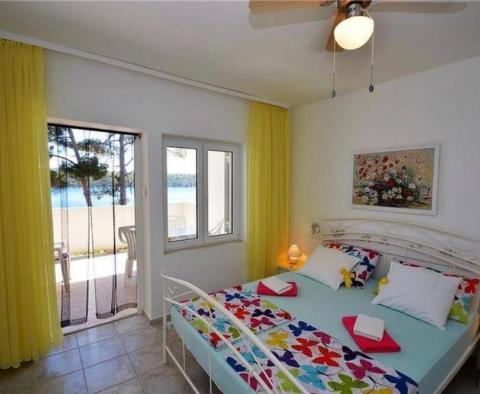 Apart-house with swimming pool and 6 apartments on the first line to the sea on Mali Losinj - pic 27