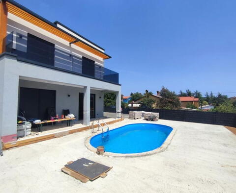 Villa mit wunderschönem modernem Design in der Gegend von Labin 