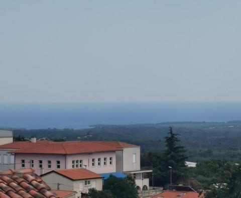 Строящаяся вилла на окраине Пореча с видом на море вдалеке - фото 2