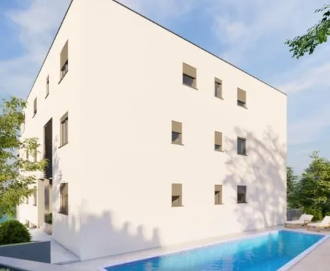 Neues Luxusgebäude mit Swimmingpool auf Ciovo, nur 300 Meter vom Meer entfernt - foto 9