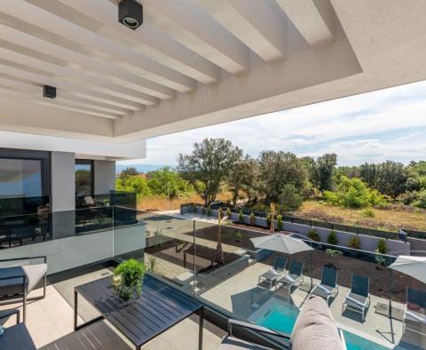 Modern villa mindössze 500 méterre a strandtól Zadar környékén - pic 2