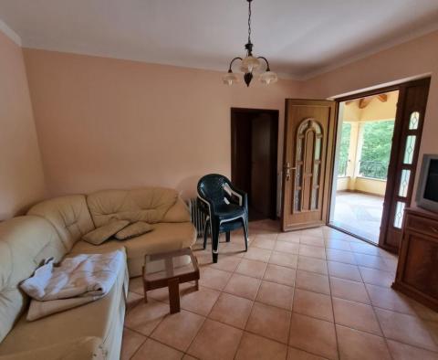 Solid house of 3-4 apartments in Labin area cca. 10 km from the sea - pic 10