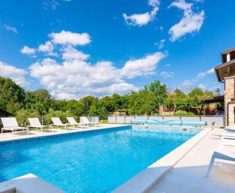 Astonishing villa with pool with 3000 m2 garden and sea view in Banjole! - pic 58