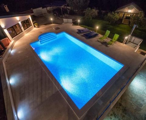 Astonishing villa with pool with 3000 m2 garden and sea view in Banjole! - pic 64