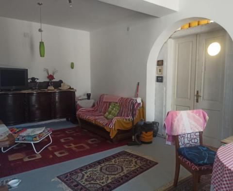 Stone house with garden for sale in Banjole just 200 meters from the beach!  - pic 21