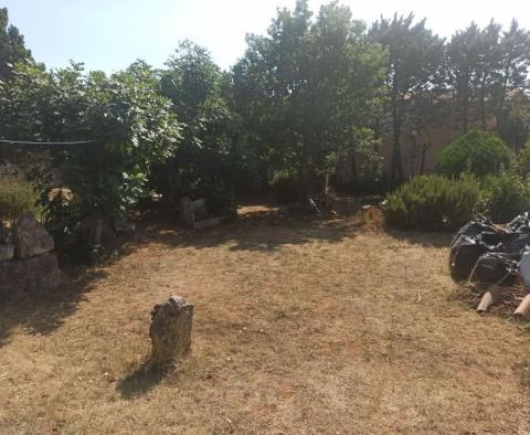 Stone house with garden for sale in Banjole just 200 meters from the beach!  - pic 38