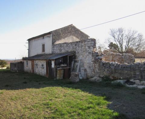 Older house in Vrsar with potential to build three lux villas - pic 3