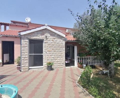 Two family houses offered in Sikici, Pula suburb - pic 28