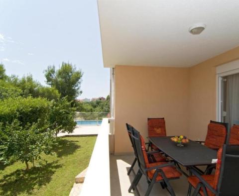 Apart-villa with 3 apartments for sale on Ciovo peninsula - pic 7