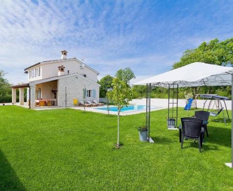 Villa avec piscine dans la région de Marcana 