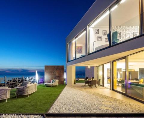 Modern villa with sea views in Split area - pic 5