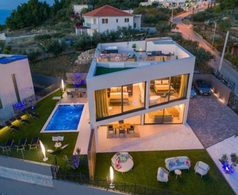 Modern villa with sea views in Split area - pic 3