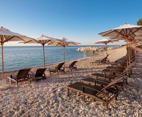 Лучшая вилла на полуострове Истрия на 1-й линии моря на территории роскошного 5-звездочного курорта - фото 4