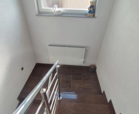 Turisztikai ingatlan 5 apartmannal Medulinban, tengerre néző kilátással - pic 27