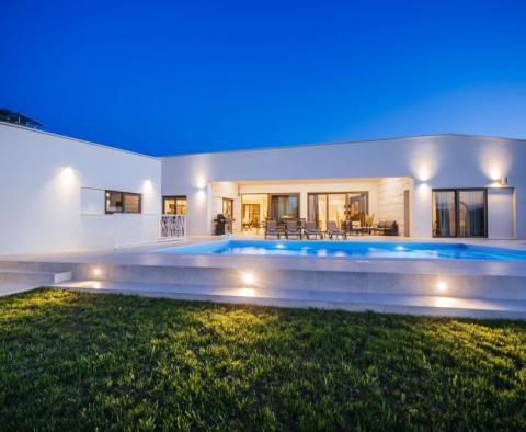 Champaigne sparkling luxury holiday villa in Zadar area, on 3030 sq.m. of land! - pic 57