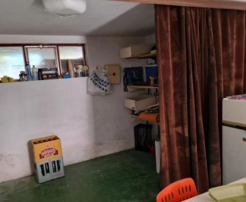 Haus mit entferntem Meerblick in der Gegend von Poreč, 2,5 km vom Meer entfernt - foto 21