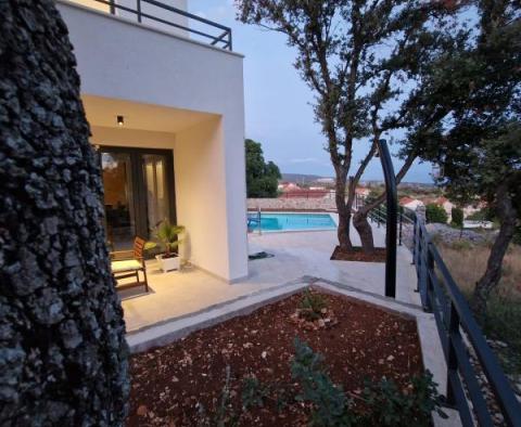 Fascinating villa on Brac island with beautiful sea views, in Skrip - hot sale, price dropped! - pic 8