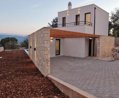 Fascinating villa on Brac island with beautiful sea views, in Skrip - hot sale, price dropped! - pic 11