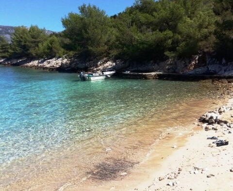 Exceptional property on Hvar island with 4 apartments, by the sea - pic 11