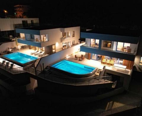 Unique new modern villa in Baska Voda, with indoor and outdoor swimming pools, just 150 meters from the beachline! - pic 40