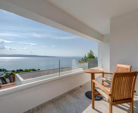 Einzigartige neue moderne Villa in Baska Voda mit Innen- und Außenpools, nur 150 Meter vom Strand entfernt! - foto 29