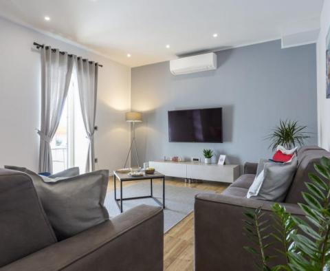 Villa úszómedencével és két lakóegységgel - pic 20
