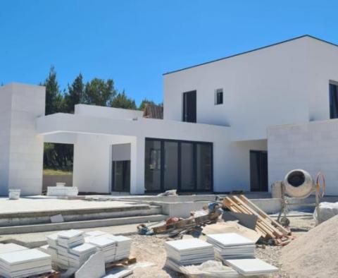 Két hasonló villa az első sorban a tengerhez Zadar környékén - pic 13