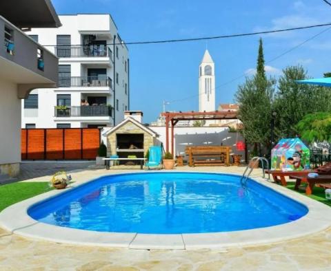 Krásná vila s bazénem v oblasti Zadaru - pic 11