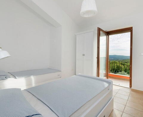 Romantic villa with a distant view of the old town Labin - pic 21