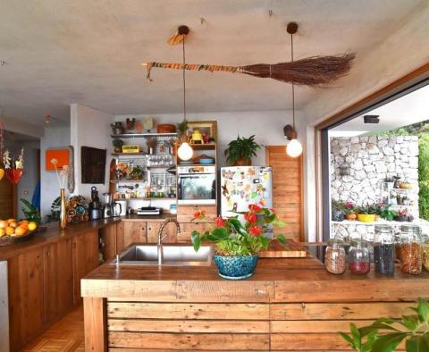 Villa in Kostrena with beautiful sea view on a large land plot of 2200 sq.m. - pic 6