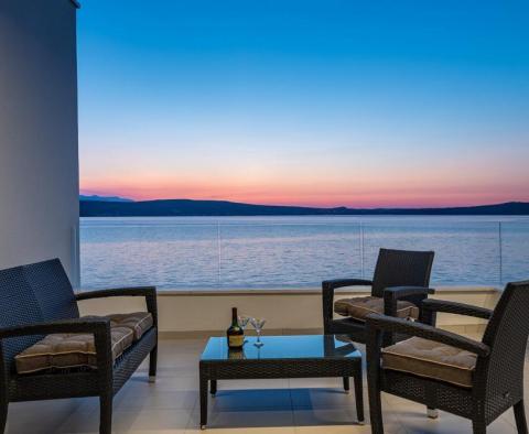 Moderne Villa in erster Linie in der Gegend von Zadar, das gefragteste Format! - foto 35