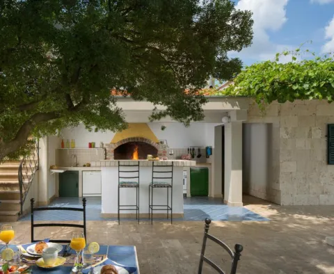 Unique Mediterranean-style hacienda with panoramic views in Split area - pic 17