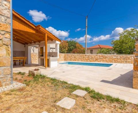 Stone villa with swimming pool in Dobrinj, Krk peninsula - pic 6