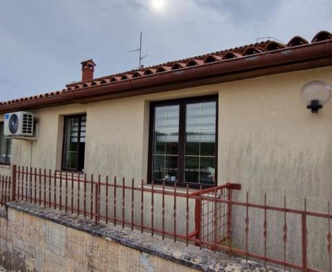 Haus in Višnjan bei Porec zu verkaufen - foto 43