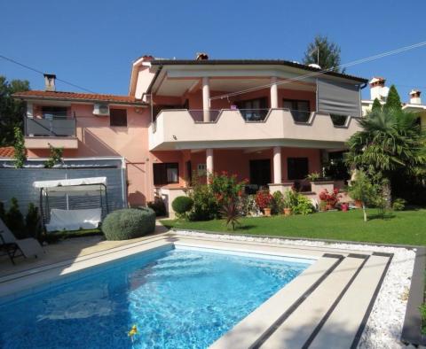 Apart-house with swimming pool in Labin area 