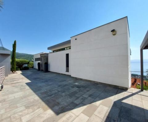 Luxus villa gyönyörű kilátással a tengerre, úszómedencével Lovranban - pic 86