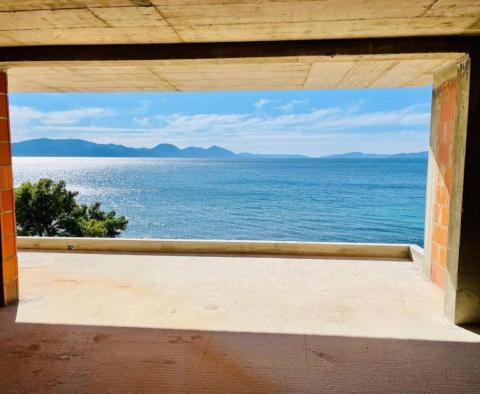 Utolsó lakás egy gyönyörű új tengerparti rezidenciában Sucurajban - penthouse eladó! - pic 6