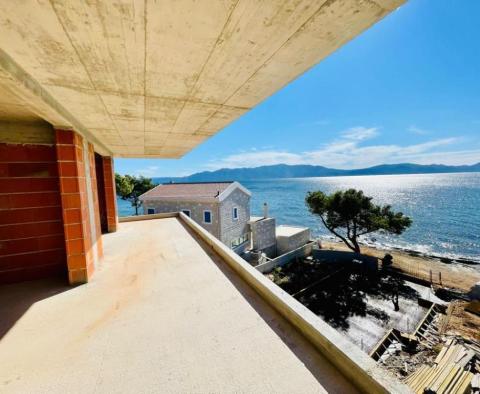 Last apartment in gorgeous new seafront residence in Sucuraj - penthouse for sale! - pic 13