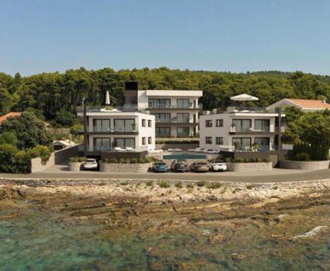 Utolsó lakás egy gyönyörű új tengerparti rezidenciában Sucurajban - penthouse eladó! 